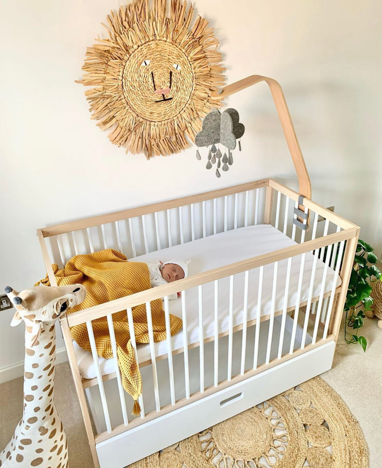 moKee Mini Cot Bed